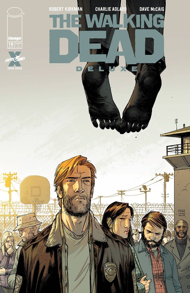 The Walking Dead: Deluxe #18 (Tony Moore & Dave McCaig Variant)