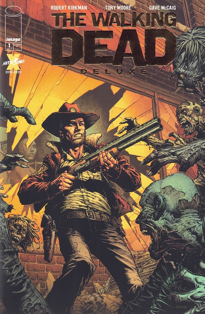 The Walking Dead: Deluxe #1 (Finch & McCaig Gold Foil Variant)